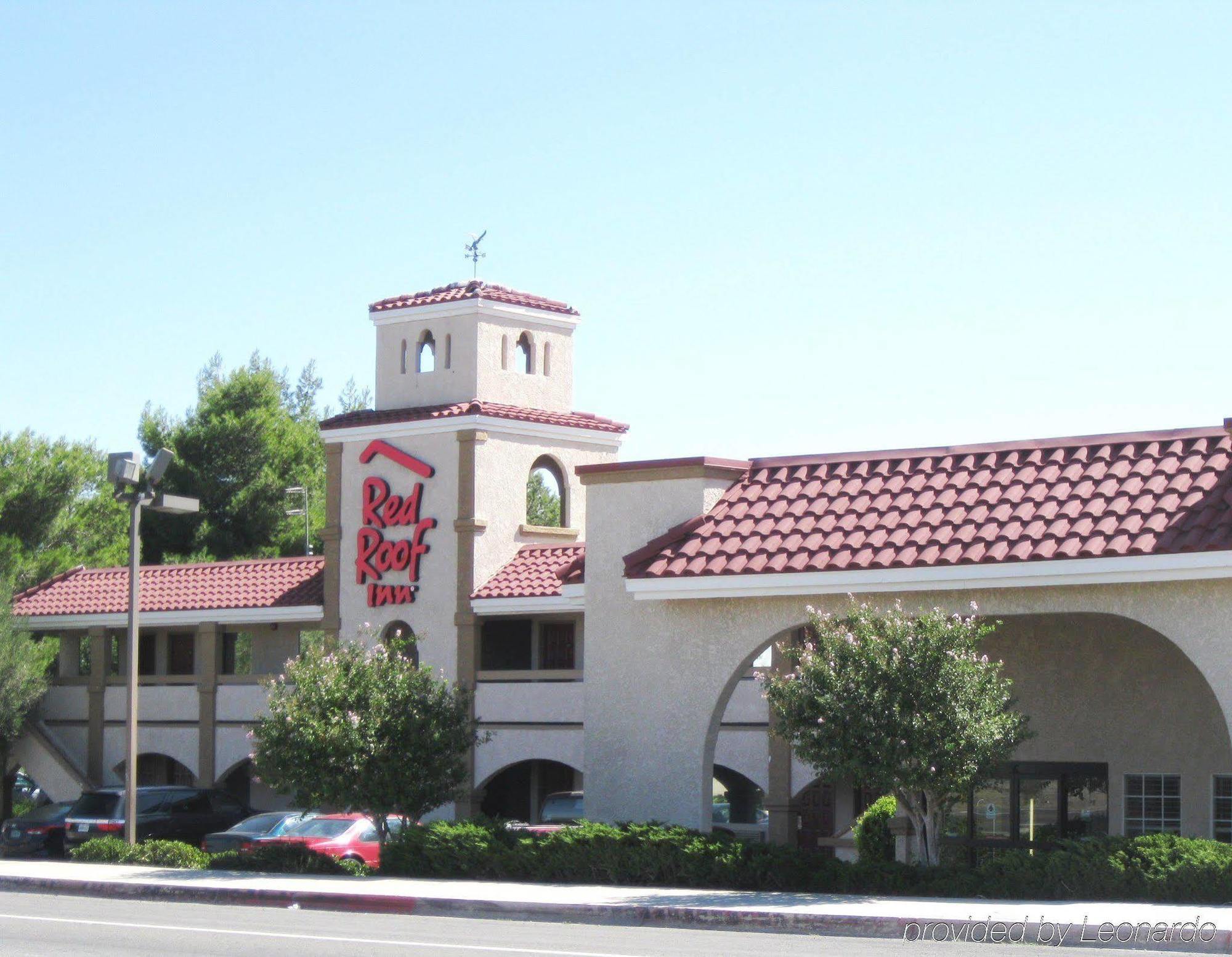 Mariposa Inn Victorville Extérieur photo